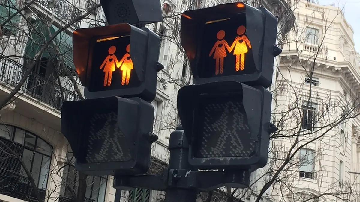 Mechanizmy przemycania treści antyrodzinnych i antyreligijnych. Jak zatrzymać ideologizację polskiej szkoły?