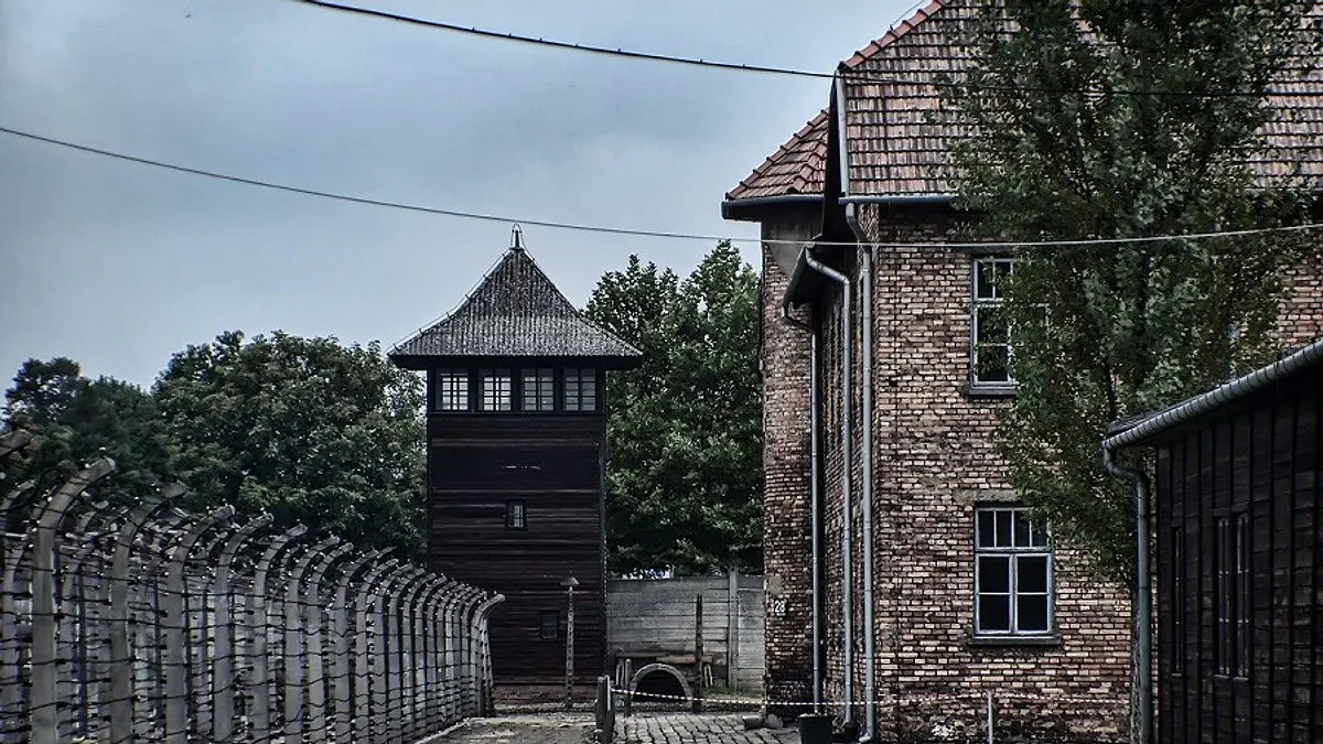 Mija 76 lat od zagłady Romów i Sinti w Auschwitz