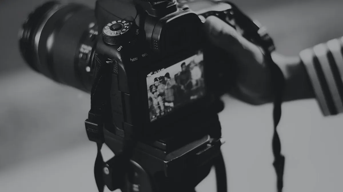 Czym cechują się zdjęcia makro, mikro i close up?