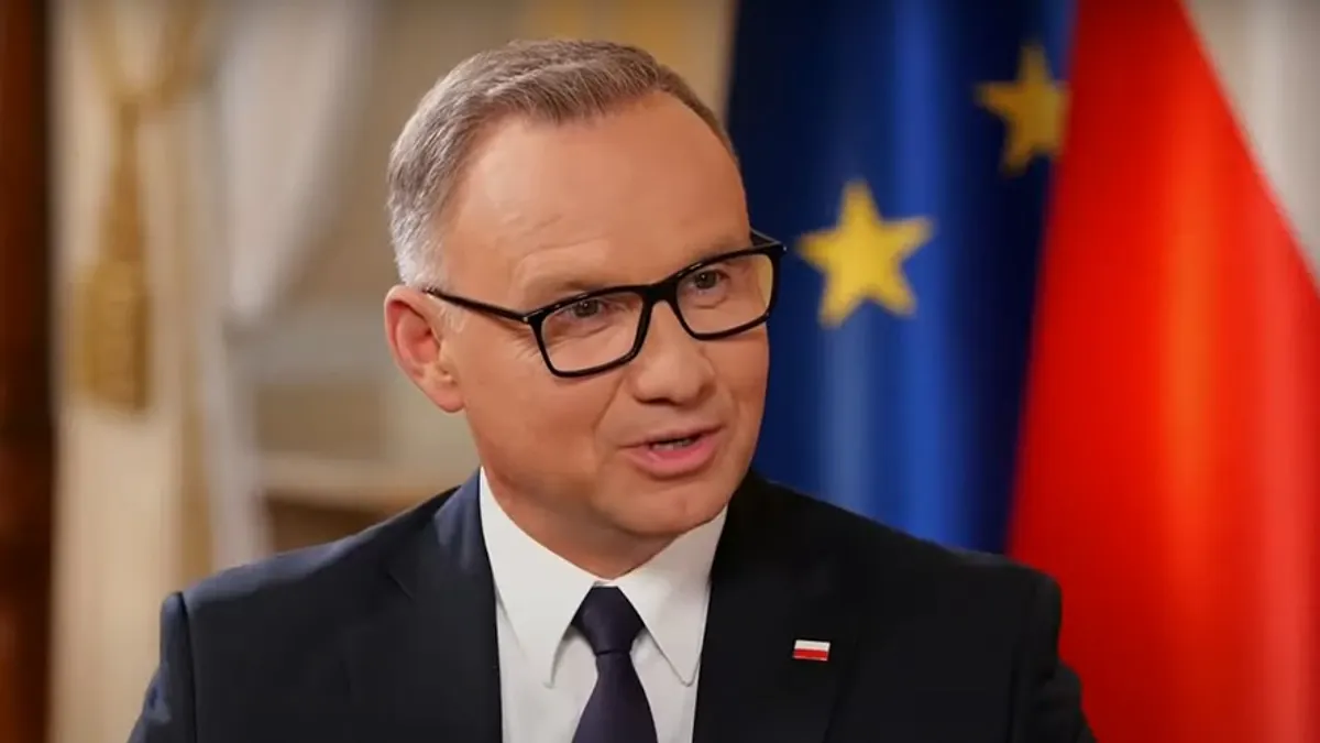 Lange vel Gontarczyk pozbawiona przez prezydenta Dudę odznaczenia państwowego. Kwaśniewski: „Rozumiem decyzję prezydenta”