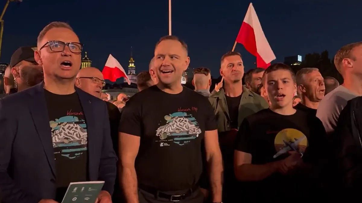 Dwaj prezydenci, takie same koszulki i piosenki powstańców [Wideo]