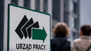 urząd pracy jako ilustracja sytuacji na rynku pracy