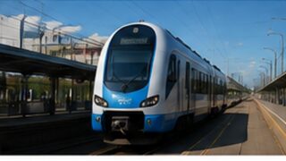 Pociąg i infrastruktura kolejowa w Warszawie